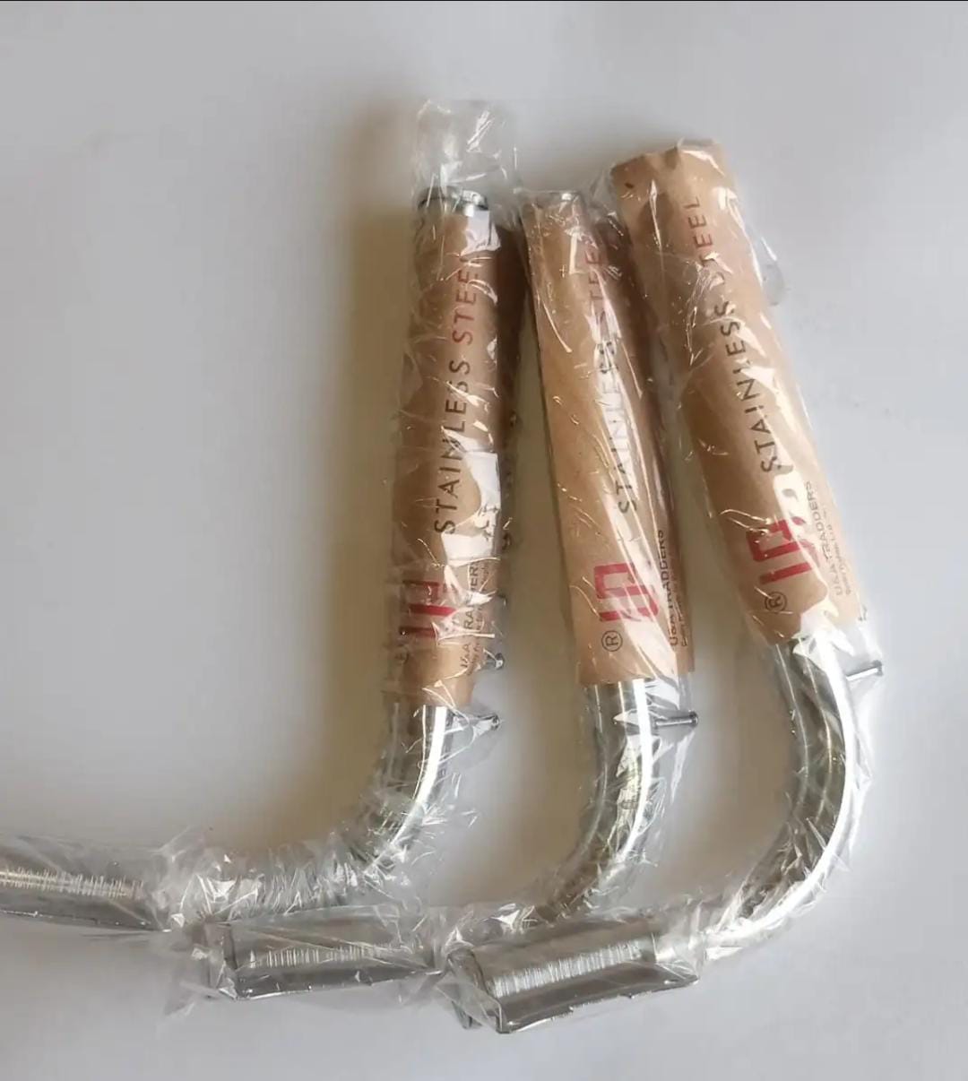 Pack of 3 Cloth hanging stand on wall 15 hangers hanging space With screws