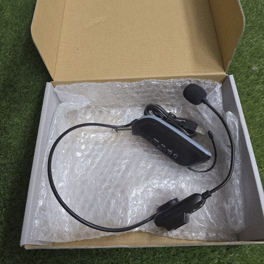 Universal Microphone - New Addition, Clear & Crystal sound, Wireless Microphone, Long Battery, Long Range