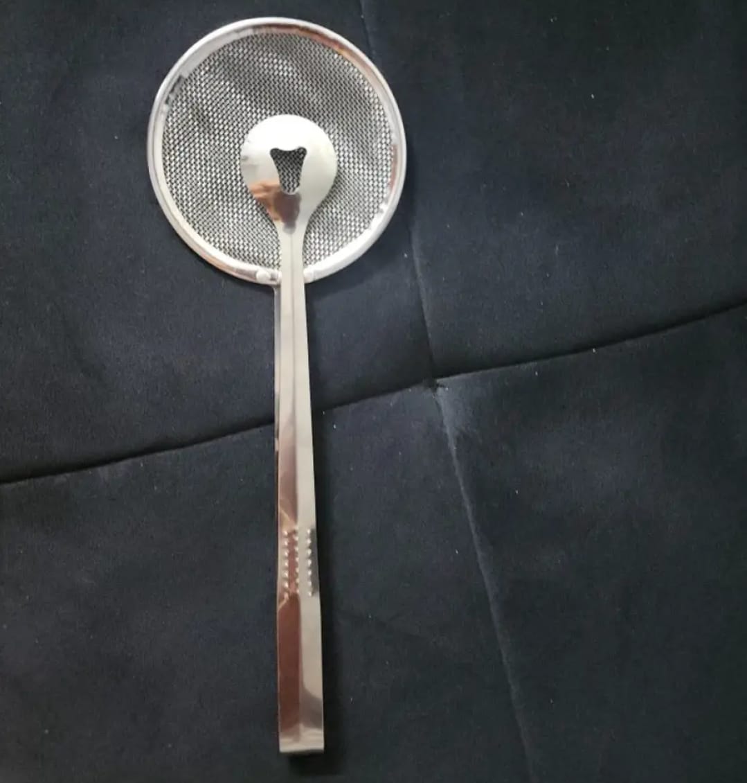 Multi-functional 2 in 1 Fry Tool Filter Spoon Strainer With Clip