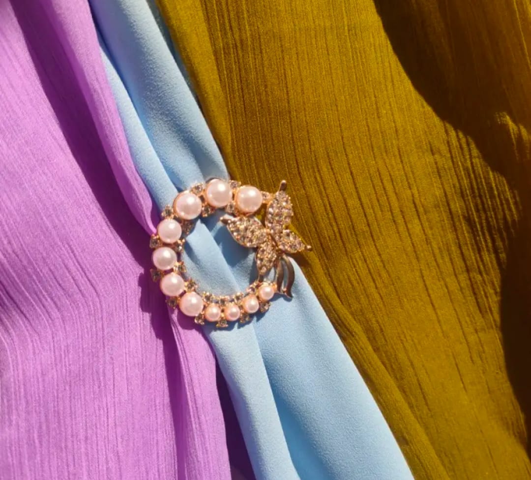 Classic Pearls Butterfly Pins Brooches For Women Girls Elegant Trendy Butterfly Brooch Pin Fashion Jewelry Gifts