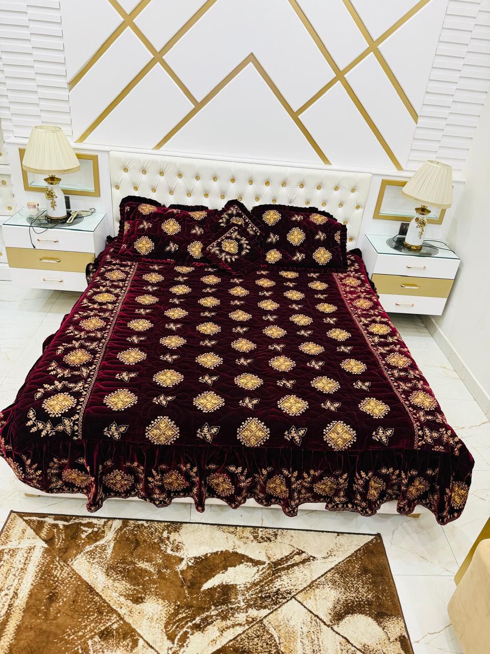 Design 107 - Fancy Bridal Velvet Bed Sheet Set Beautifull Design - Full Bed Sheet Set - Cushions Set - Pillow Set