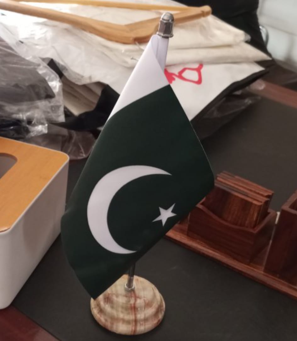 Pakistan Table Flag with marble base