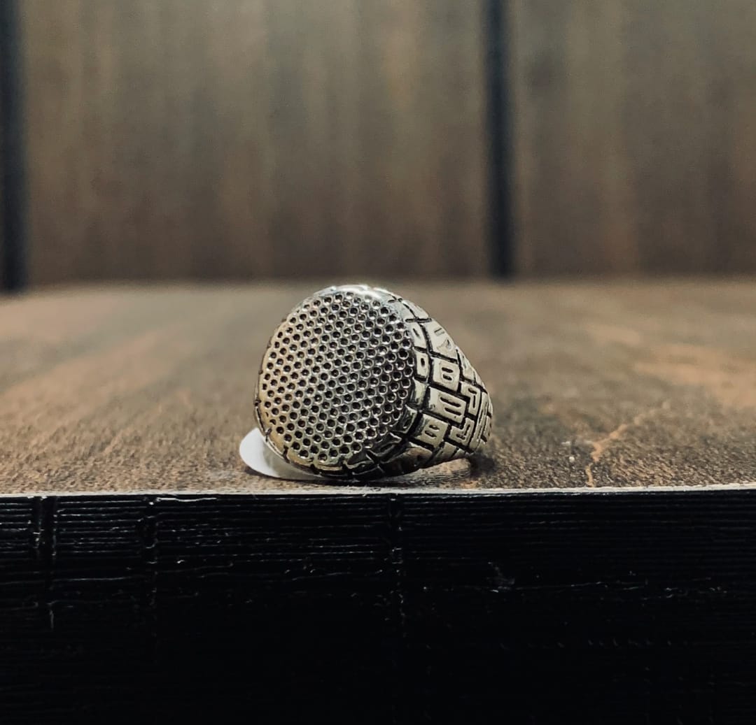Pyramid Enigma: Silver Dot Signet Patterned Embroidered Ring
