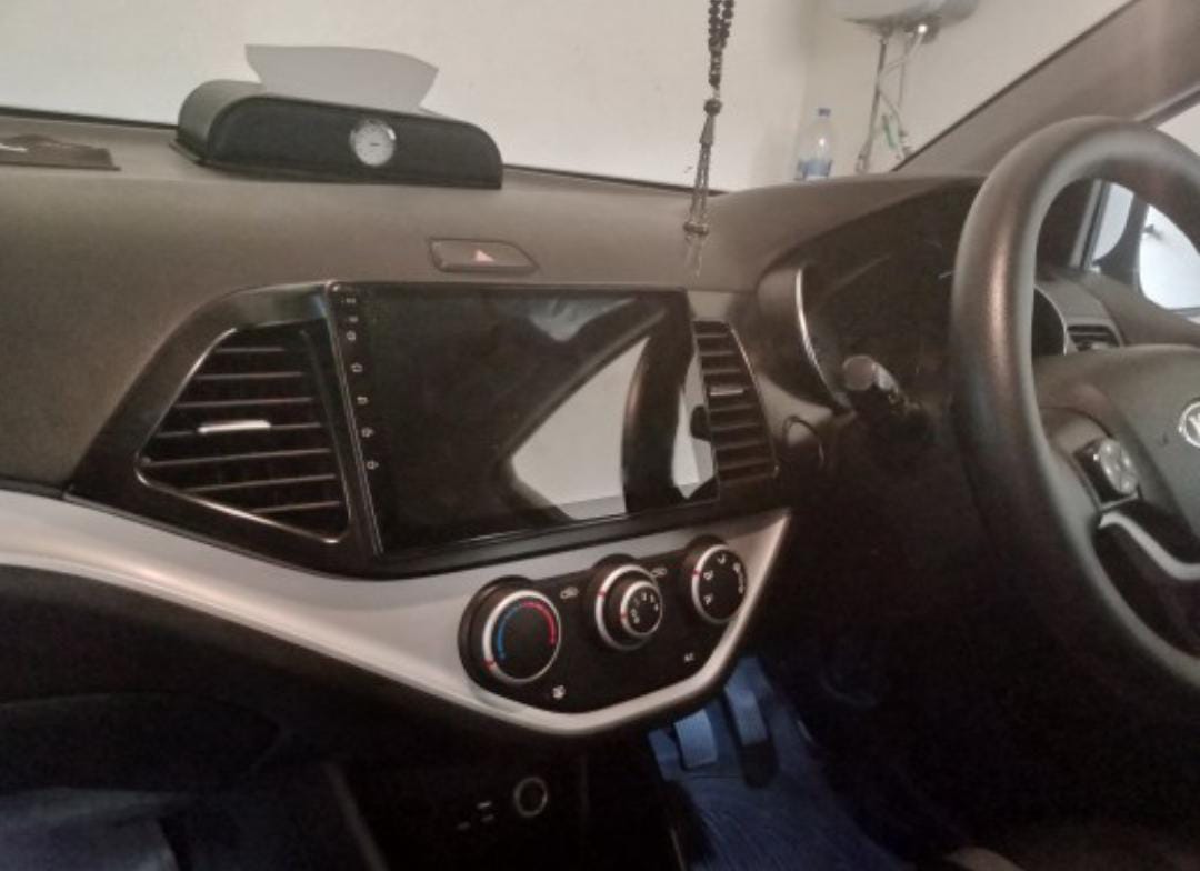 Premium Quality Car Tissue Box Holder with Small Clock