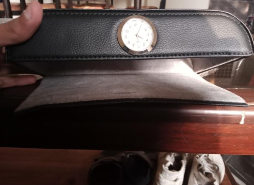 Premium Quality Car Tissue Box Holder with Small Clock